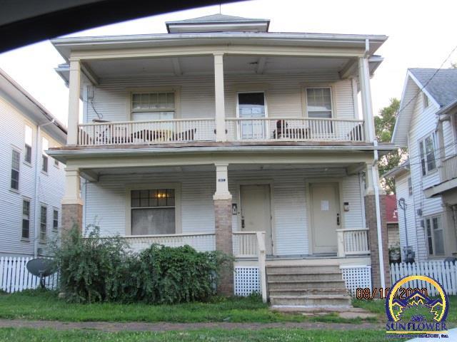 Property Photo: 617 SW 5th St KS 66603-1403