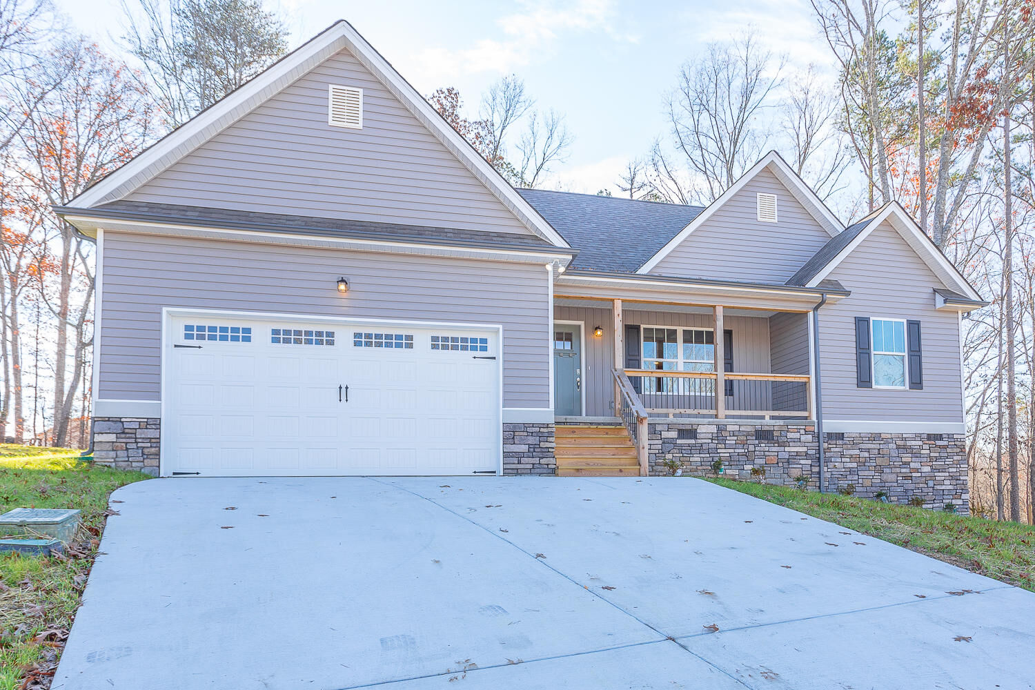 Property Photo:  1810 Staghorn Drive  TN 37379 
