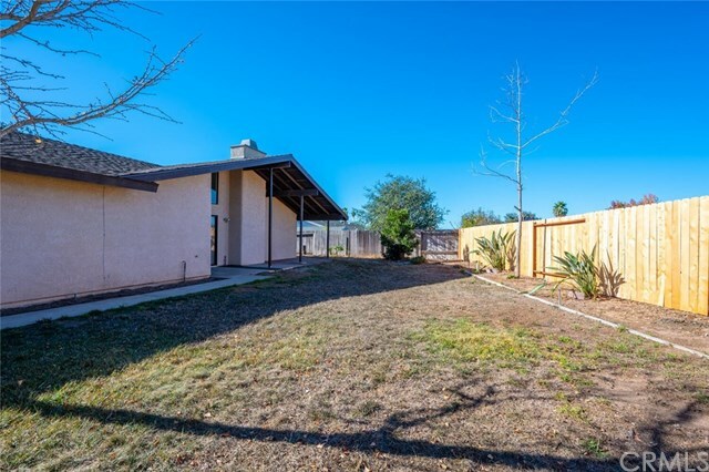 Property Photo:  1529 Tiffany Park Circle  CA 93455 