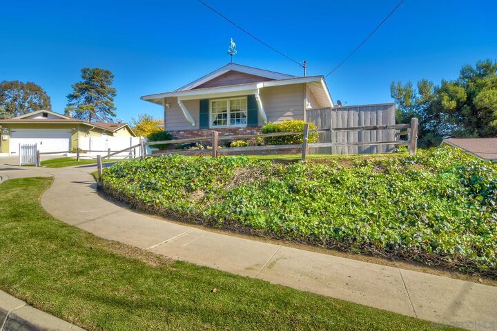 House for sale in San Diego 4518 Diane Way, San Diego, CA 92117