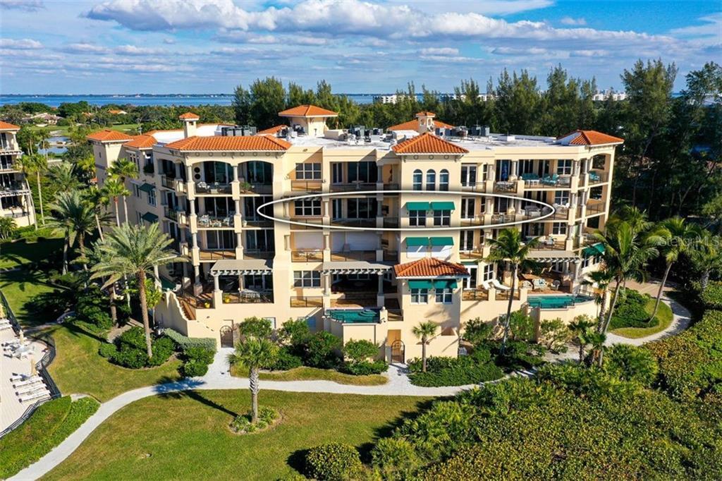 Property Photo: 2333 Gulf Of Mexico Drive 1B3 FL 34228