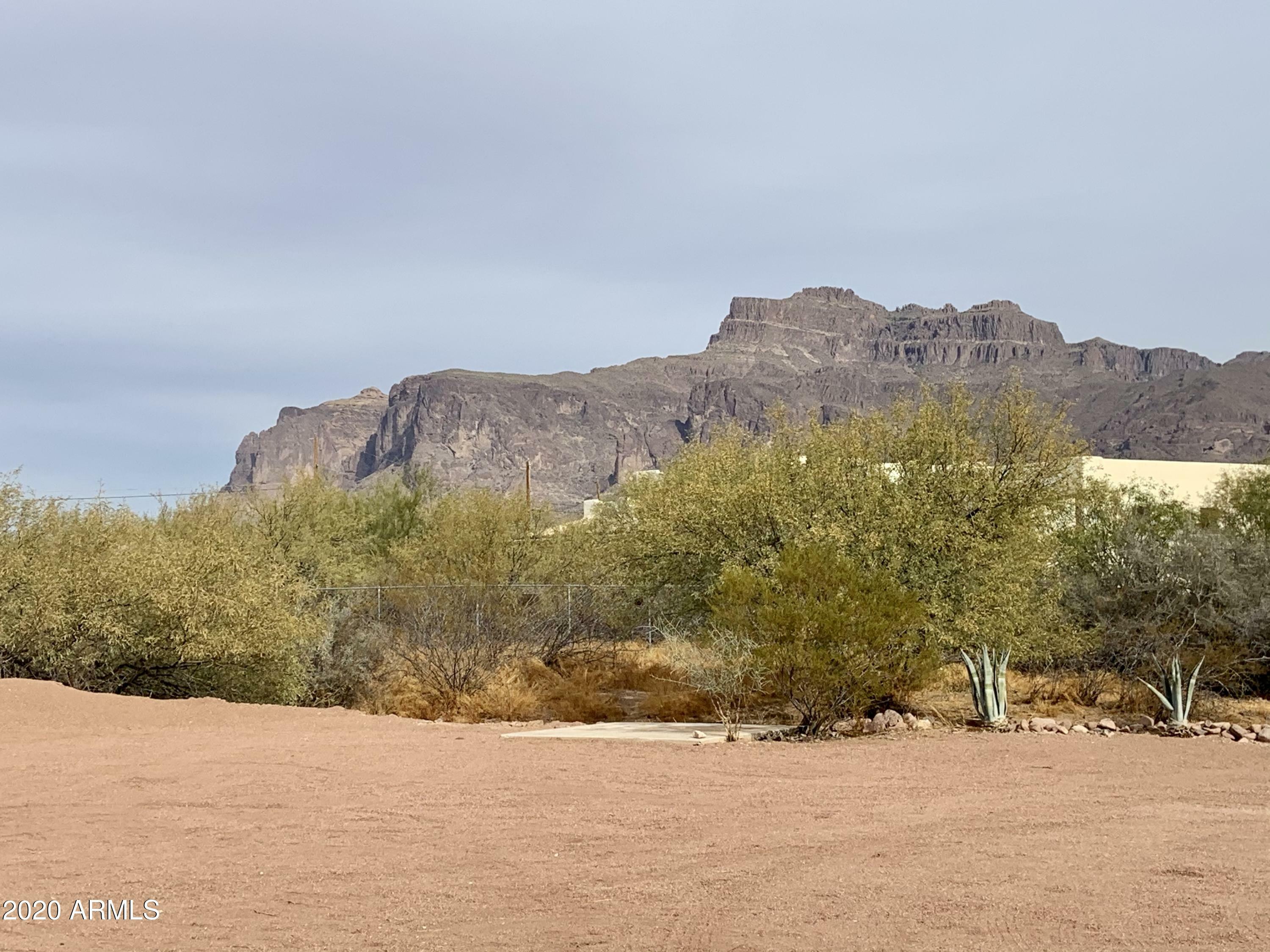 Property Photo:  1912 S Val Vista Road  AZ 85119 