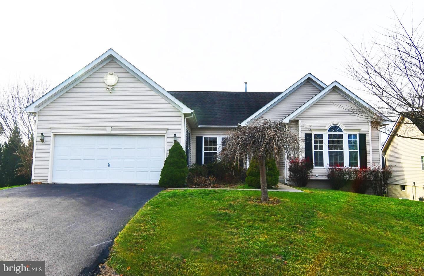Property Photo:  733 Hogan Drive  WV 25405 