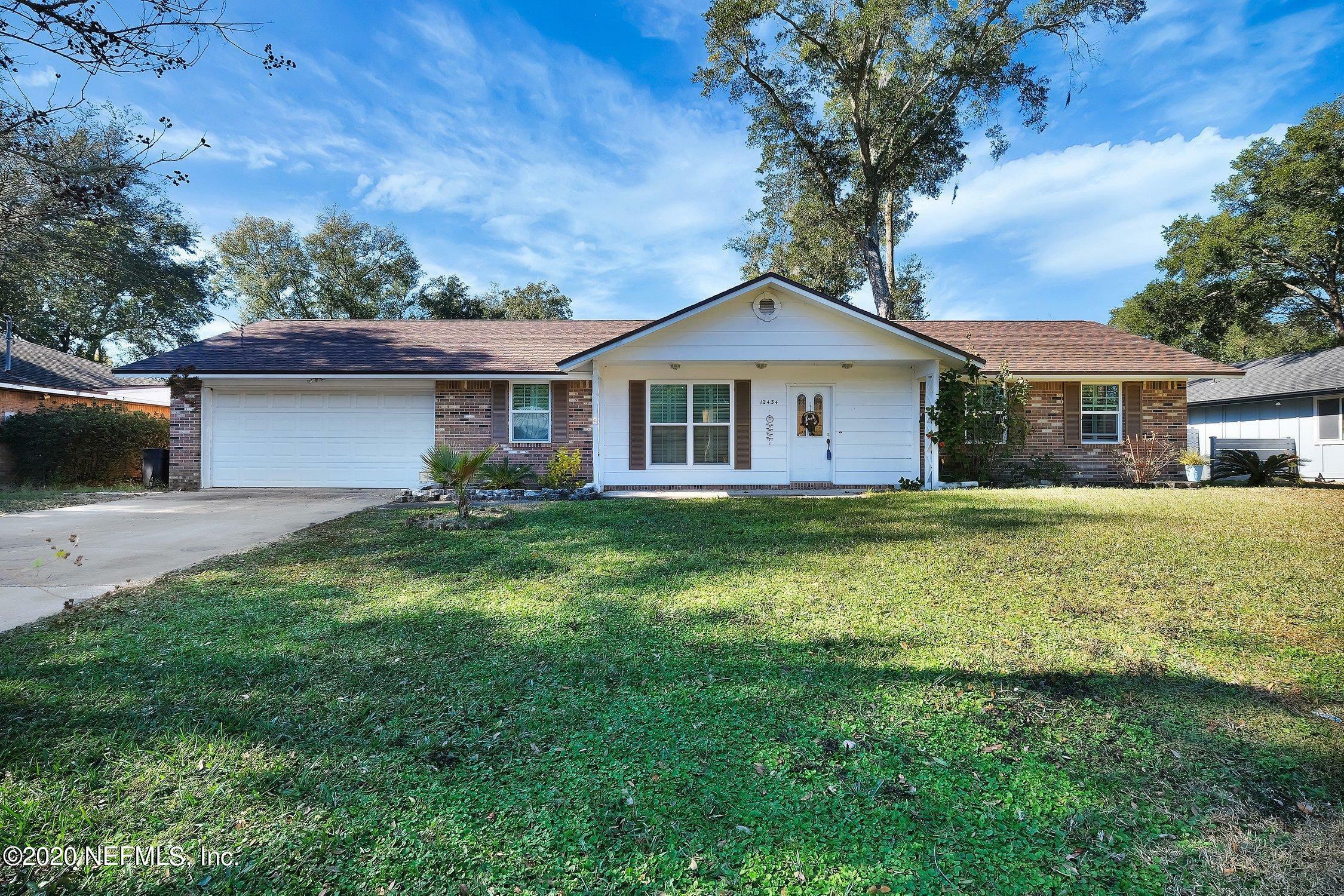 Property Photo:  12434 Remler Drive W  FL 32223 