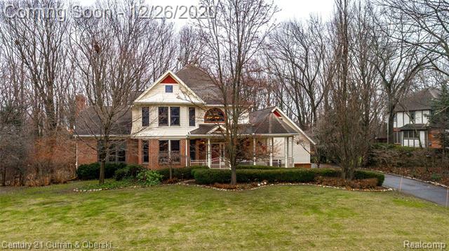 Property Photo:  1154 Eagle Nest Drive  MI 48381 