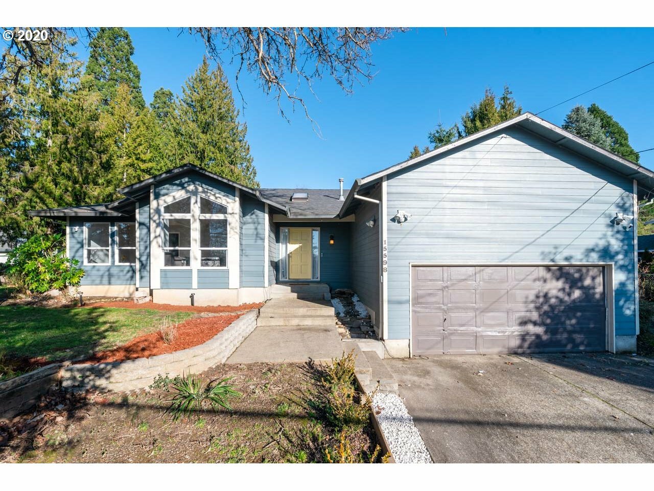 Property Photo: 15598 SE Oatfield Rd OR 97267