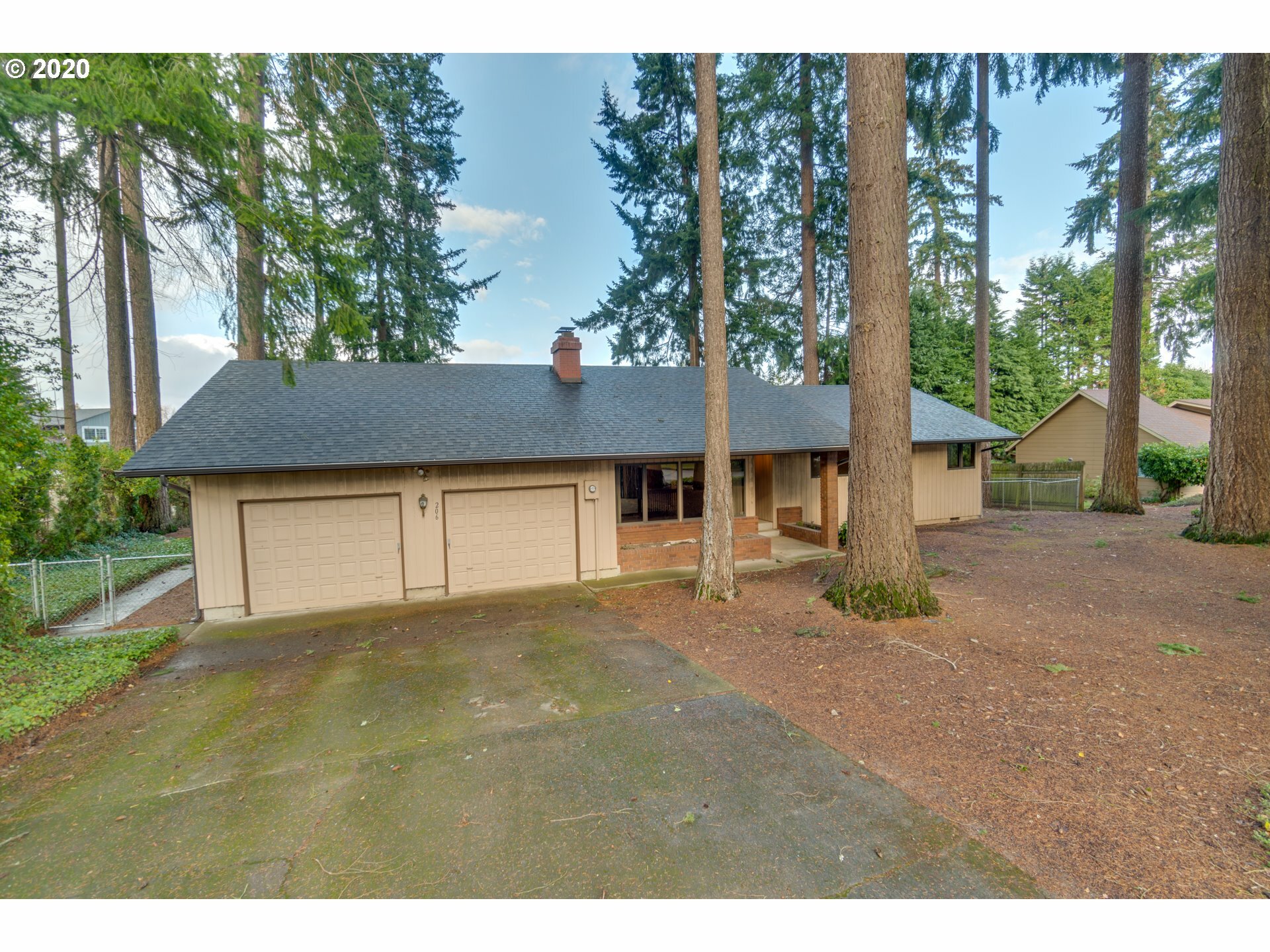 Property Photo:  206 NW 108th St  WA 98685 