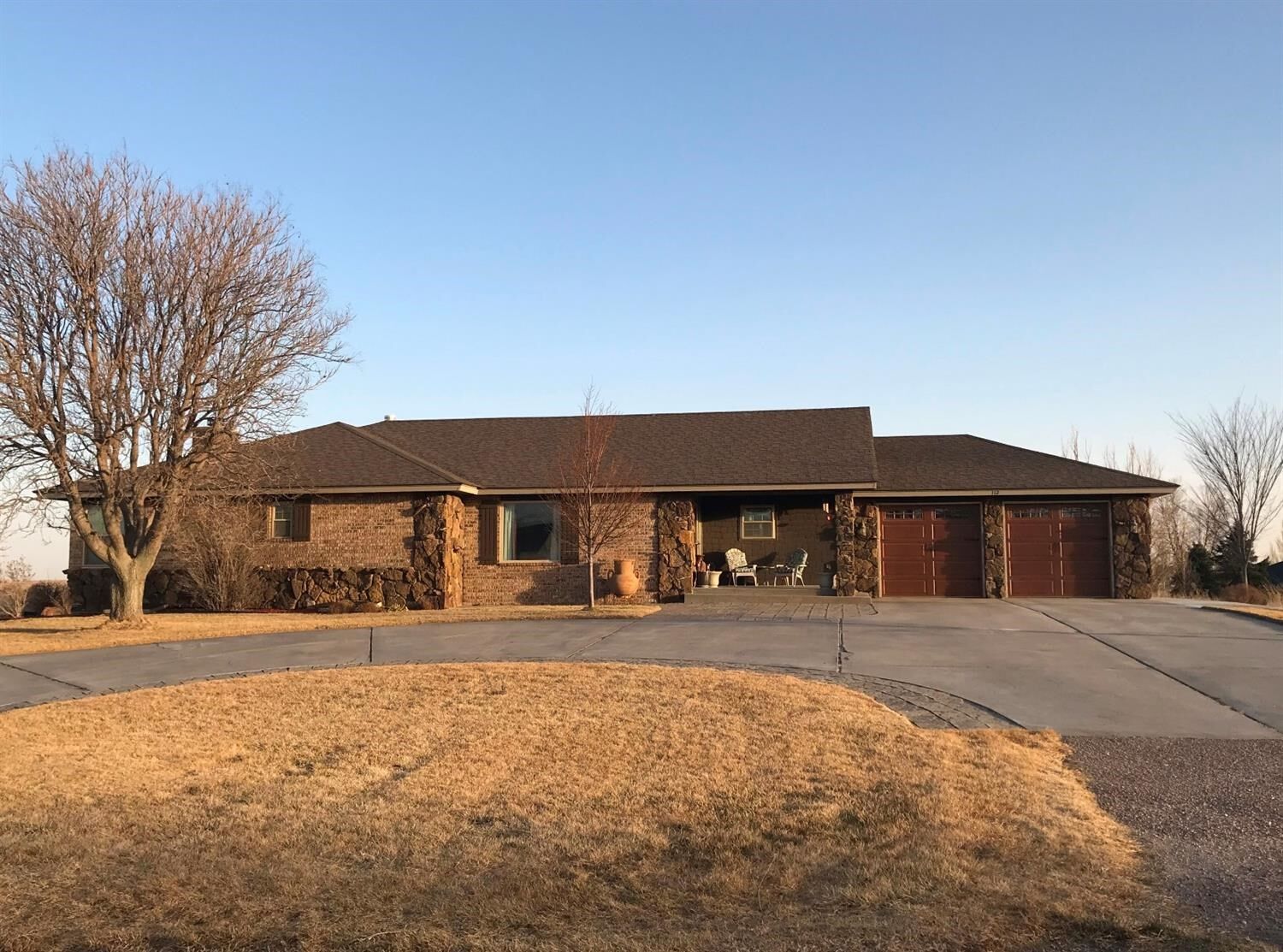 Property Photo: 112 Stratford Court KS 67846