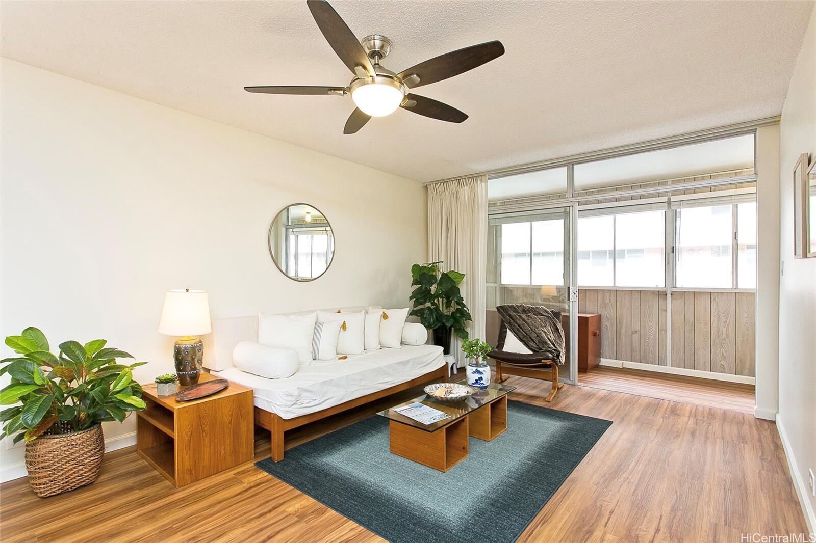 Property Photo:  1323 Makiki Street A205  HI 96814 