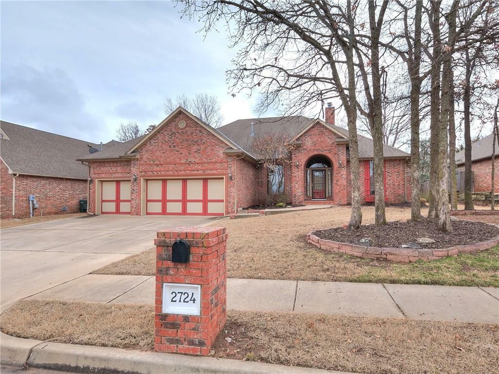 Property Photo:  2724 Ashebriar Lane  OK 73034 