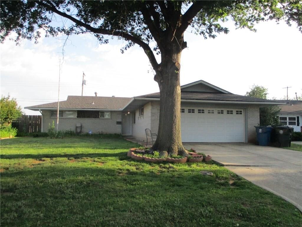 Property Photo:  2905 N Viewpoint Drive  OK 73110 