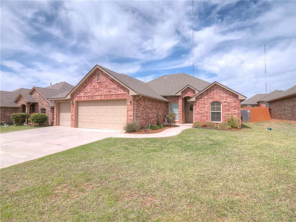 Property Photo:  1921 NE 31st Street  OK 73160 