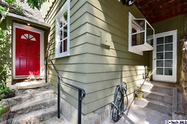 Property Photo: 721 Country Club Drive CA 91501