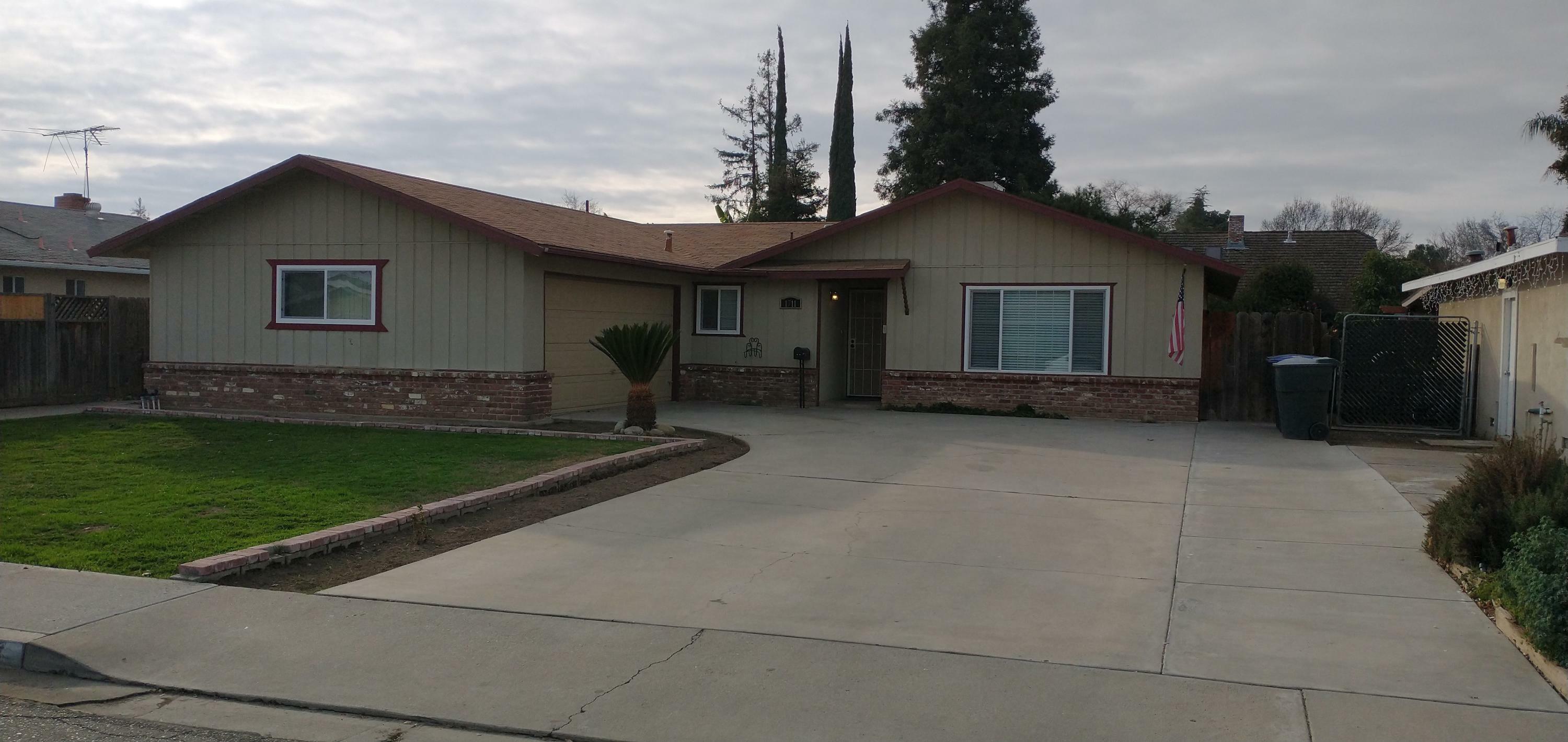 1711 S Encina Street  Visalia CA 93277 photo