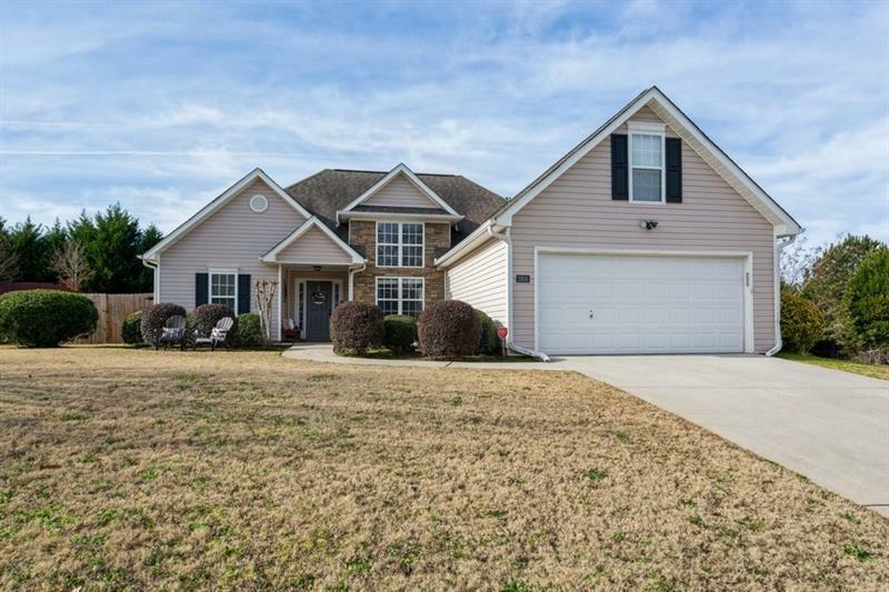 Property Photo: 2505 Huntington Drive GA 30052