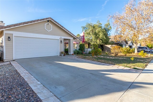 Property Photo:  29657 Jura Court  CA 92584 