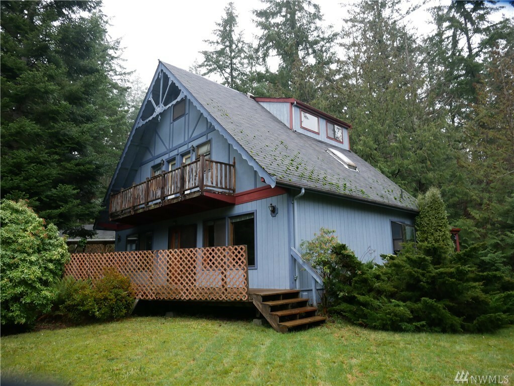 Property Photo:  373 Ozette Place  WA 98257 