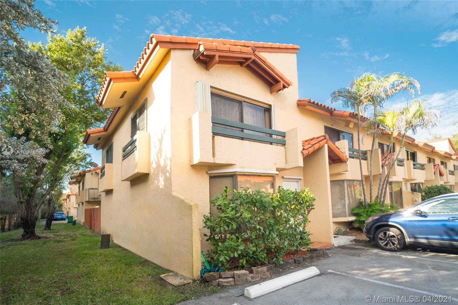 Property Photo: 10177 SW 77th Ct N/A FL 33156