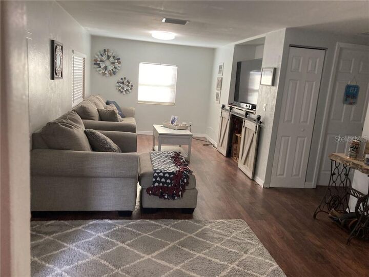 Property Photo:  5440 43rd Avenue N  FL 33709 