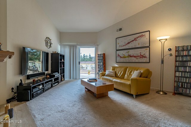 Property Photo:  5805 Oak Bend Lane 303  CA 91377 