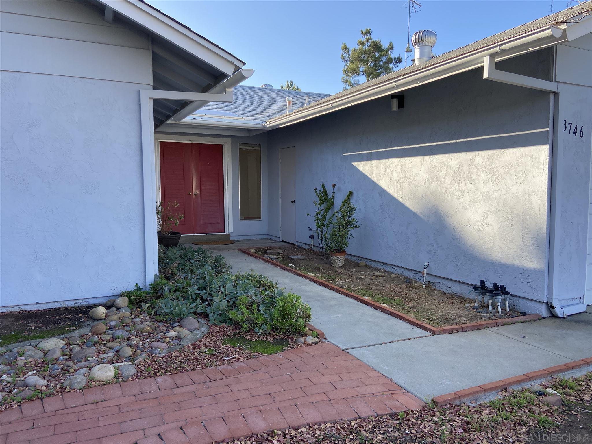 Property Photo: 8746 Jackie Dr CA 92119