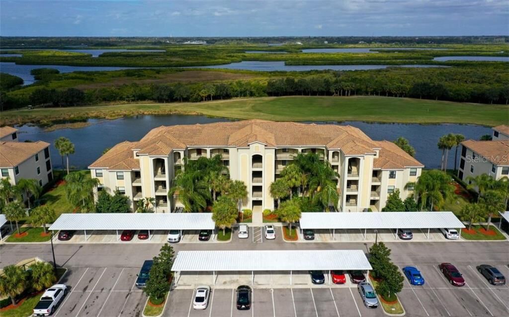 Property Photo:  7015 River Hammock Drive 106  FL 34212 