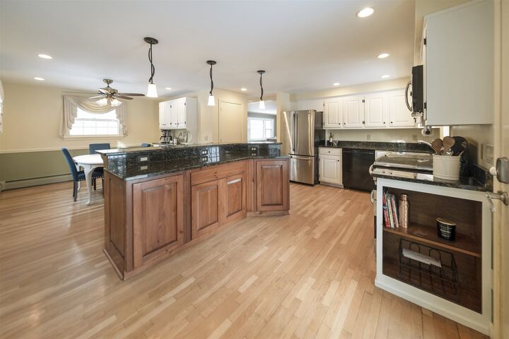 Property Photo: 21 Beaver Brook Circle NH 03031