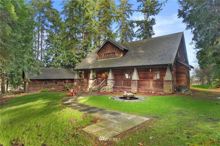 Property Photo: 23936 Newellhurst Circle NE WA 98346