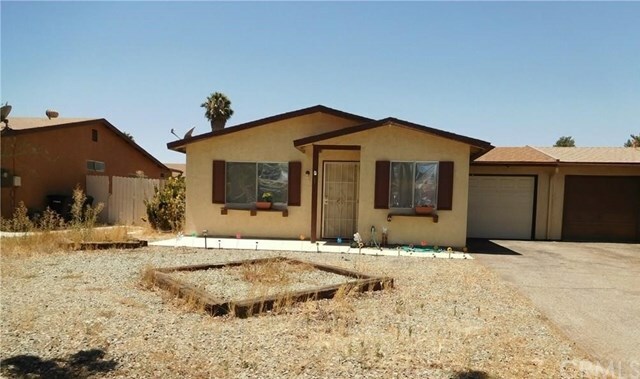 Property Photo:  637 Corona Street  CA 92545 