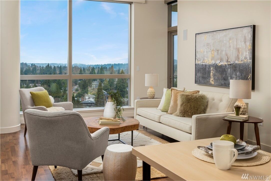 Property Photo: 10650 NE 9th Place 2125 WA 98004