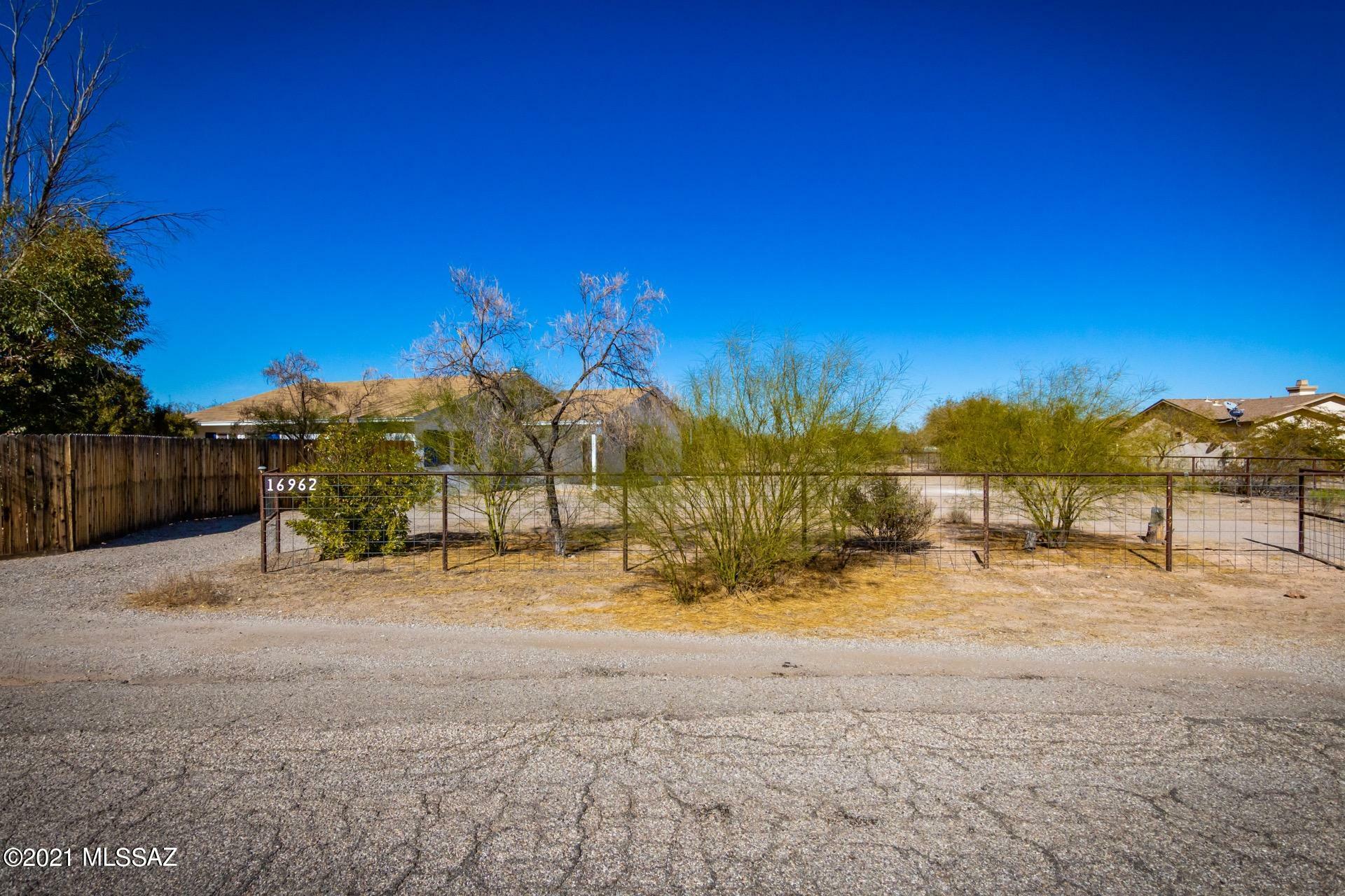 Property Photo:  16962 W Elk Trail  AZ 85653 