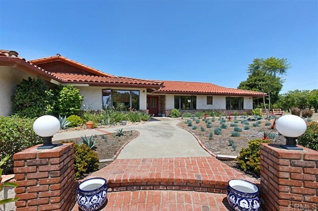 Property Photo:  1575 Wilshire Road  CA 92028 