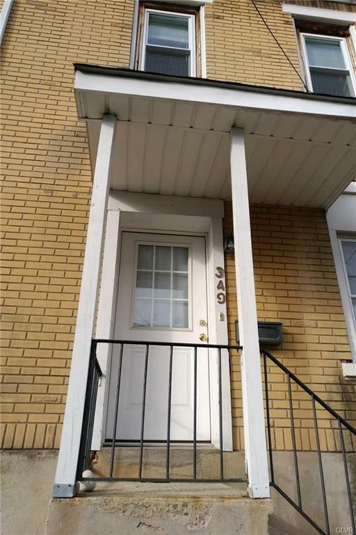 Property Photo:  349 West Street  PA 18018 