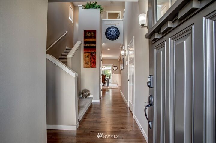 Property Photo:  2222 55th Street SE  WA 98092 