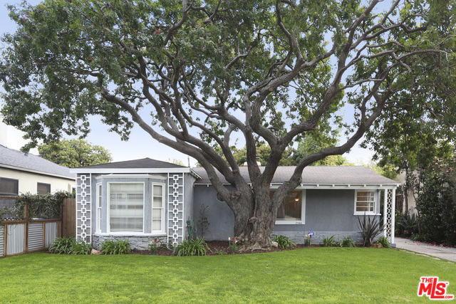 Property Photo: 2560 Armacost Ave CA 90064