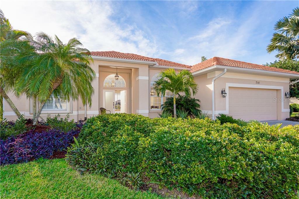 Property Photo:  715 Silk Oak Drive  FL 34293 