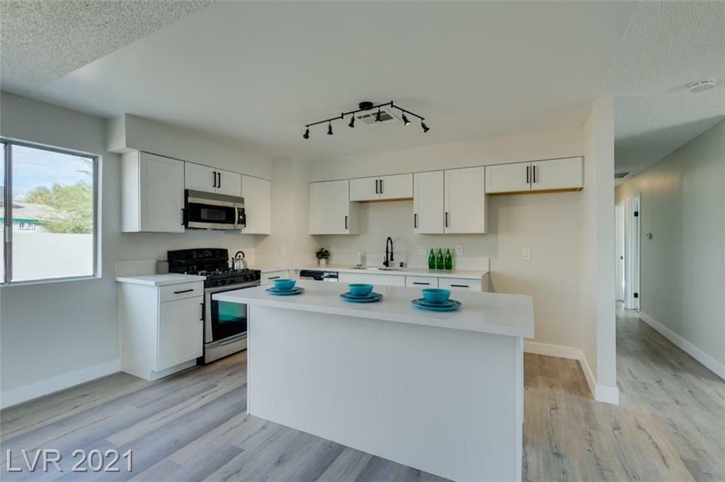 Property Photo:  558 Diamond Head Circle  NV 89110 