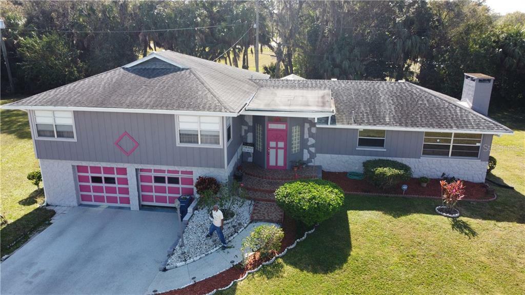 Property Photo:  1011 31st Street E  FL 34221 