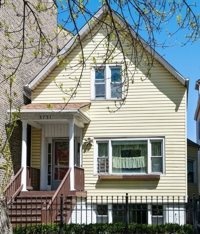 Property Photo: 3731 N Kenmore Avenue IL 60613