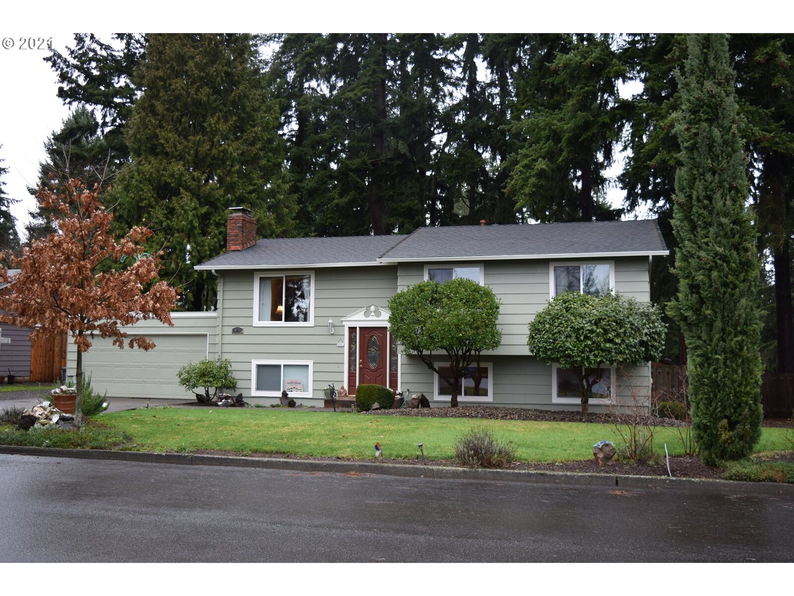 Property Photo:  814 NW 59th St  WA 98663 