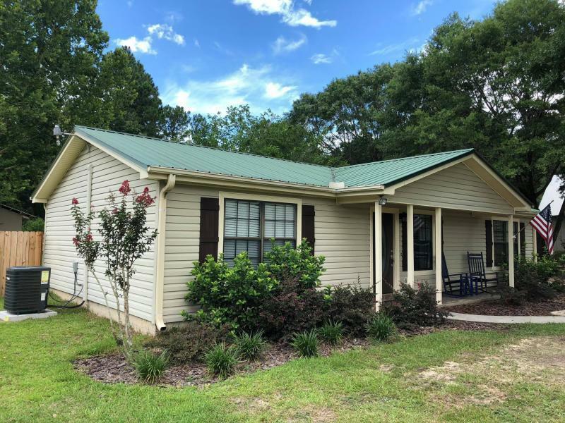 Property Photo: 4630 Antioch Road FL 32536