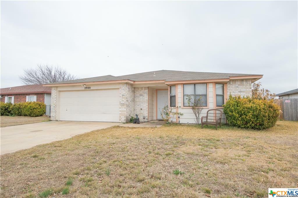 Property Photo:  2900 Cinco Drive  TX 76543 