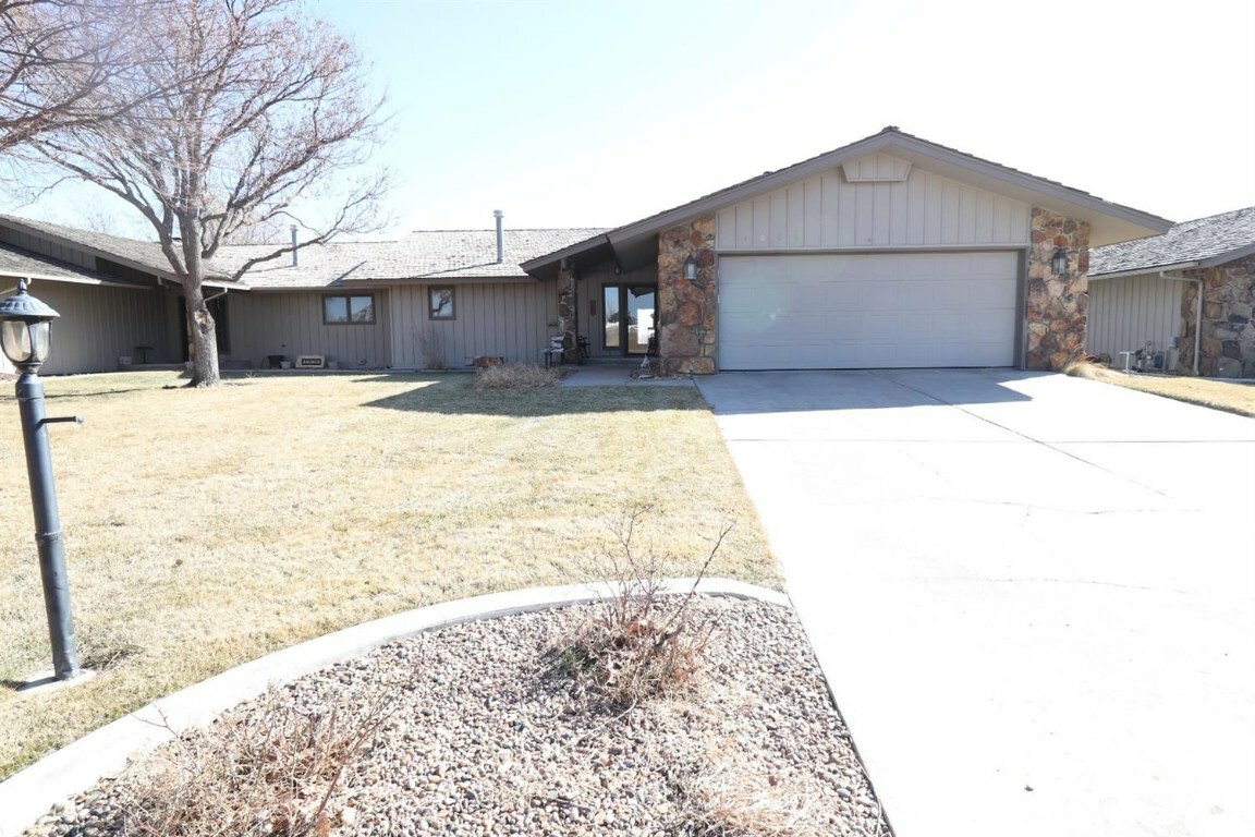 Property Photo:  1022 Kensington Boulevard  KS 67846 