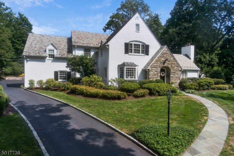 Property Photo: 4 Park Ln NJ 07940