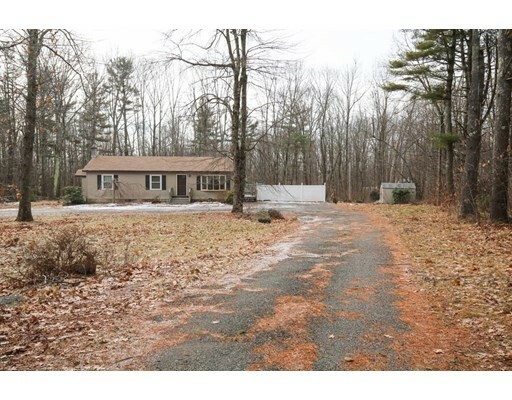 Property Photo:  991 Wauwinet Rd  MA 01005 