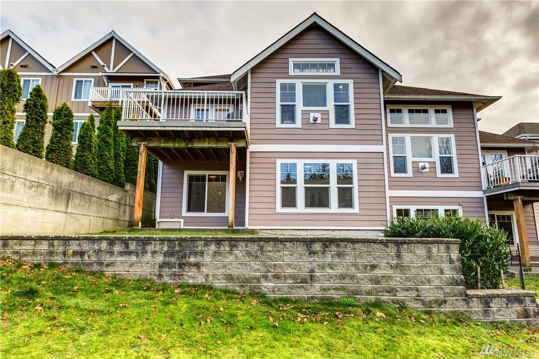 Property Photo:  3323 Sussex Dr  WA 98226 
