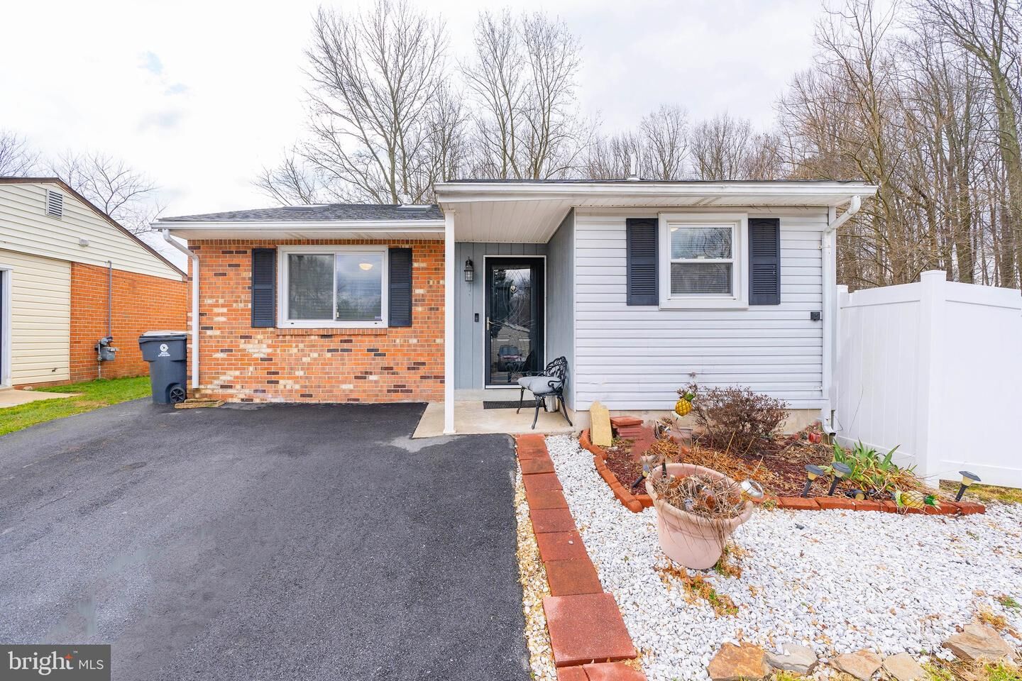 Property Photo:  1 Bach Drive  DE 19702 