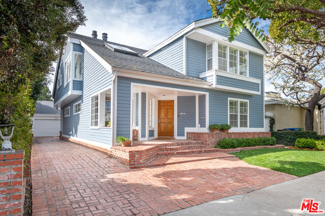Property Photo: 2919 Ocean Ave CA 90291