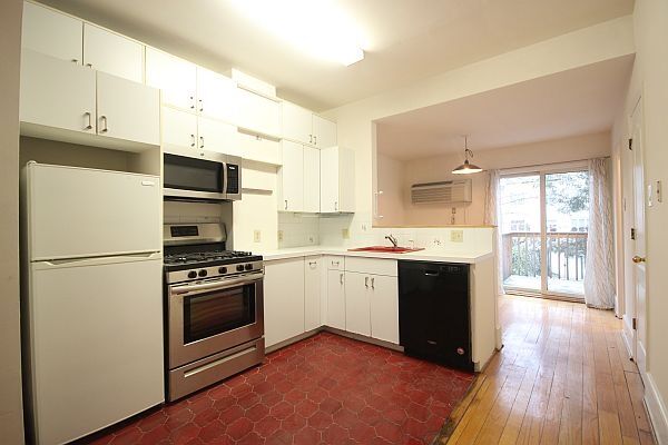 Property Photo: 610 Bloomfield St 1 NJ 07030