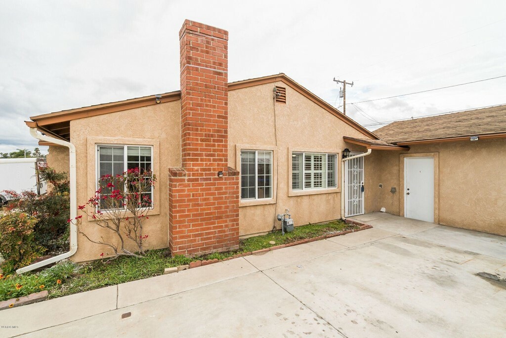 Property Photo:  3128 S C Street  CA 93033 